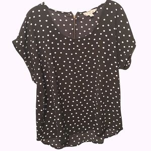 Black top Zipper in back by Hippy Rose